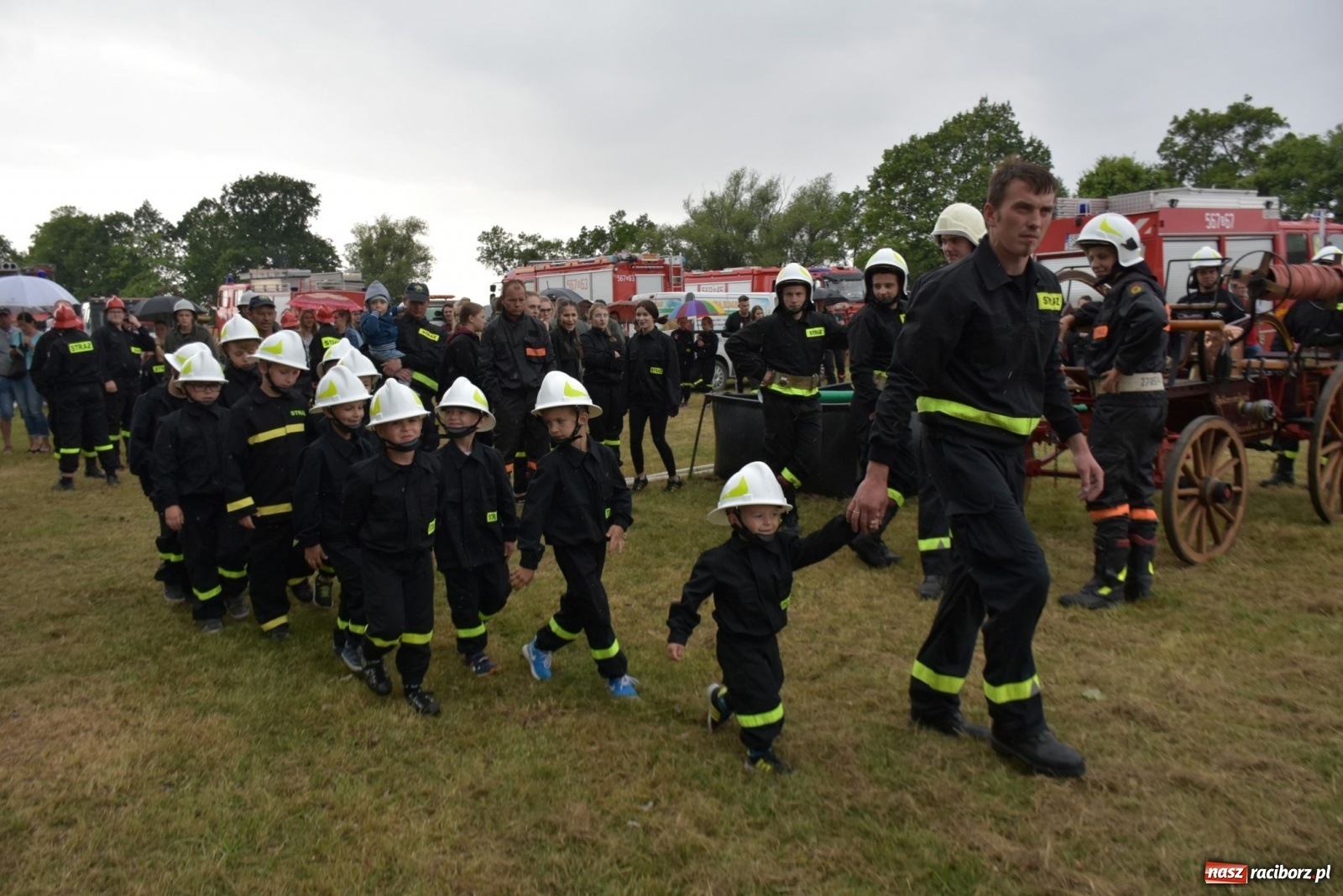 Zdjęcie w galerii na portalu naszraciborz.pl: Bieńkowickie zawody sikawek konnych. Tworków z głównym trofeum [FOTO i WIDEO] wiadomości z regionu