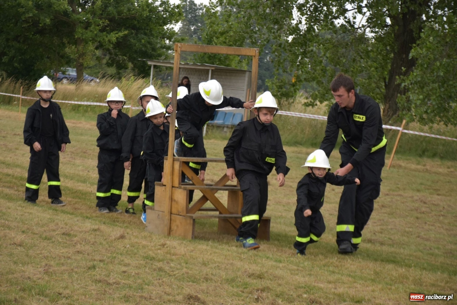 Zdjęcie w galerii na portalu naszraciborz.pl: Bieńkowickie zawody sikawek konnych. Tworków z głównym trofeum [FOTO i WIDEO] wiadomości z regionu