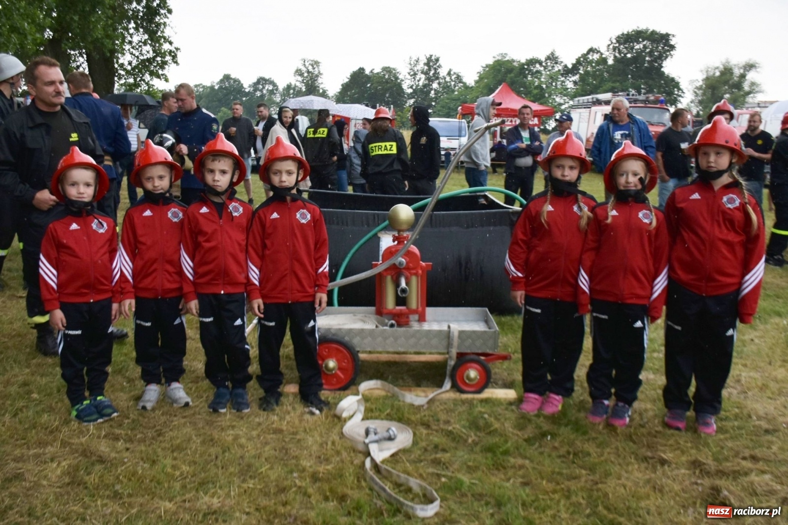 Zdjęcie w galerii na portalu naszraciborz.pl: Bieńkowickie zawody sikawek konnych. Tworków z głównym trofeum [FOTO i WIDEO] wiadomości z regionu