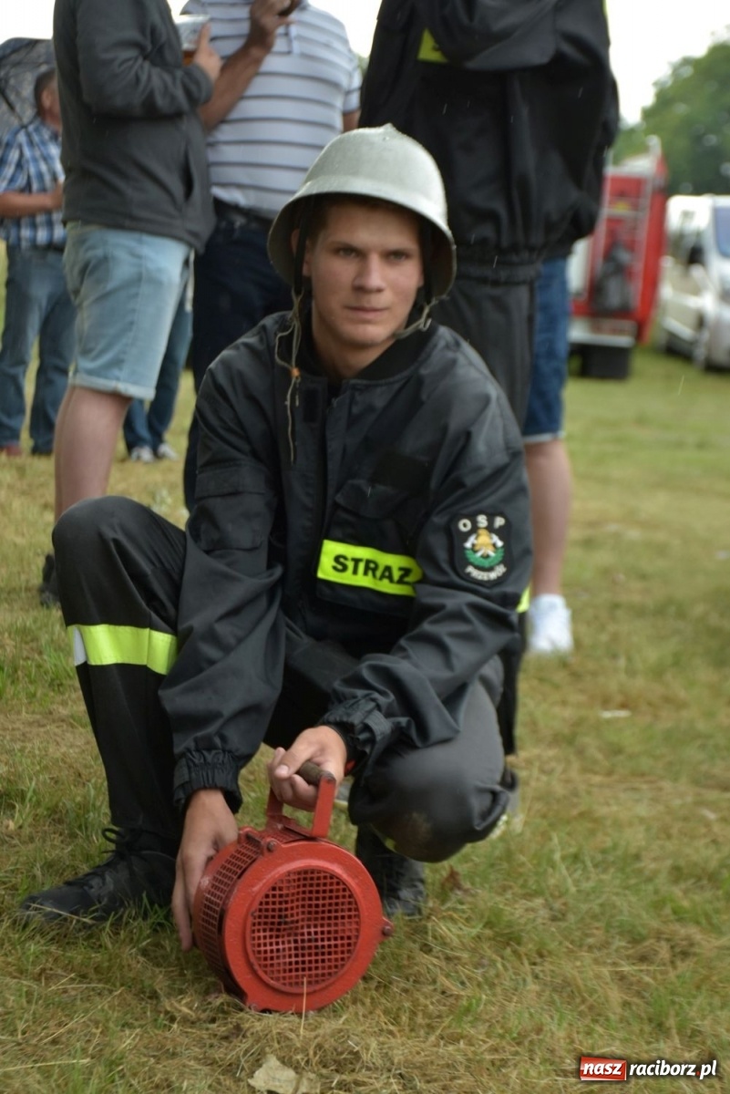 Zdjęcie w galerii na portalu naszraciborz.pl: Bieńkowickie zawody sikawek konnych. Tworków z głównym trofeum [FOTO i WIDEO] wiadomości z regionu