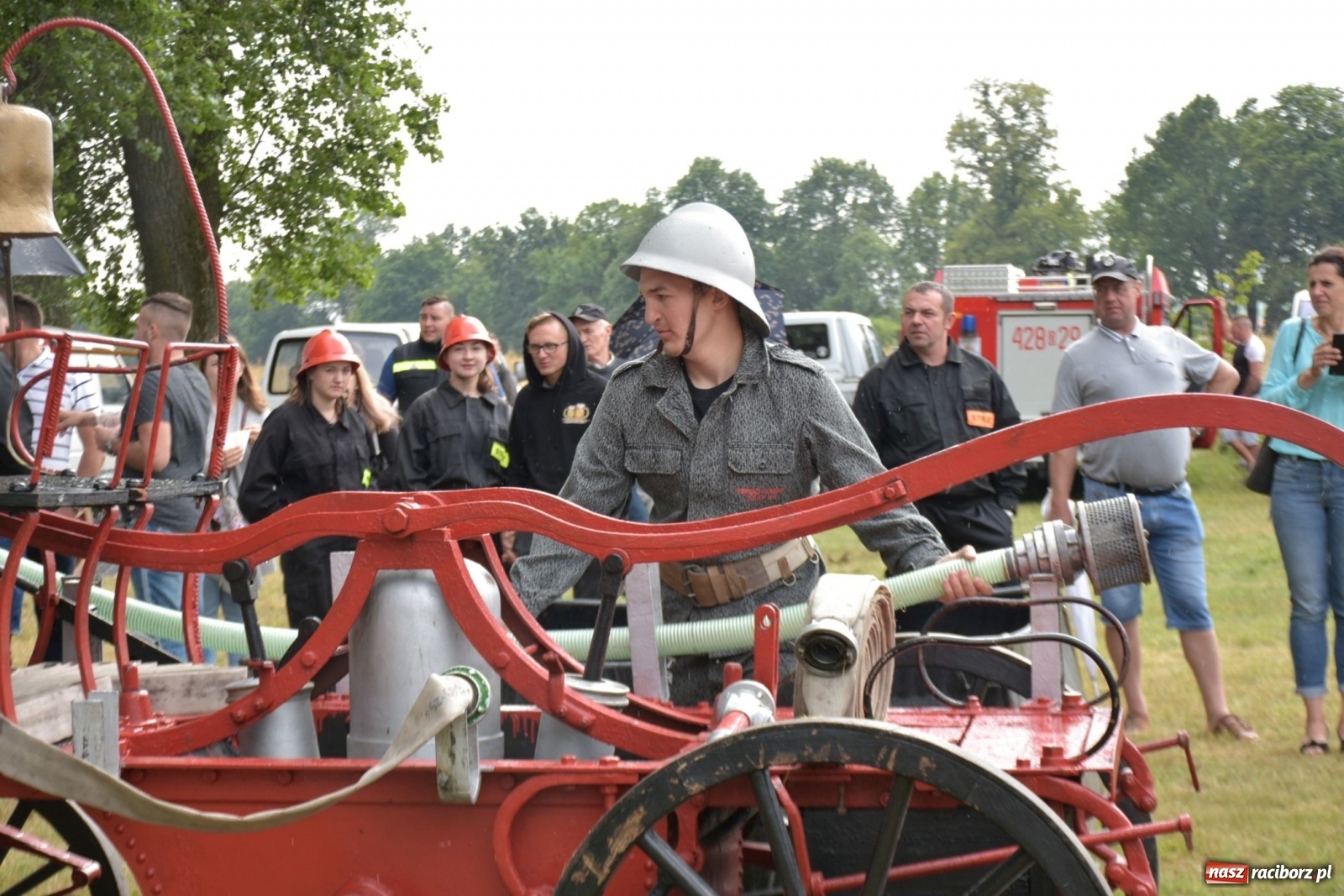 Zdjęcie w galerii na portalu naszraciborz.pl: Bieńkowickie zawody sikawek konnych. Tworków z głównym trofeum [FOTO i WIDEO] wiadomości z regionu