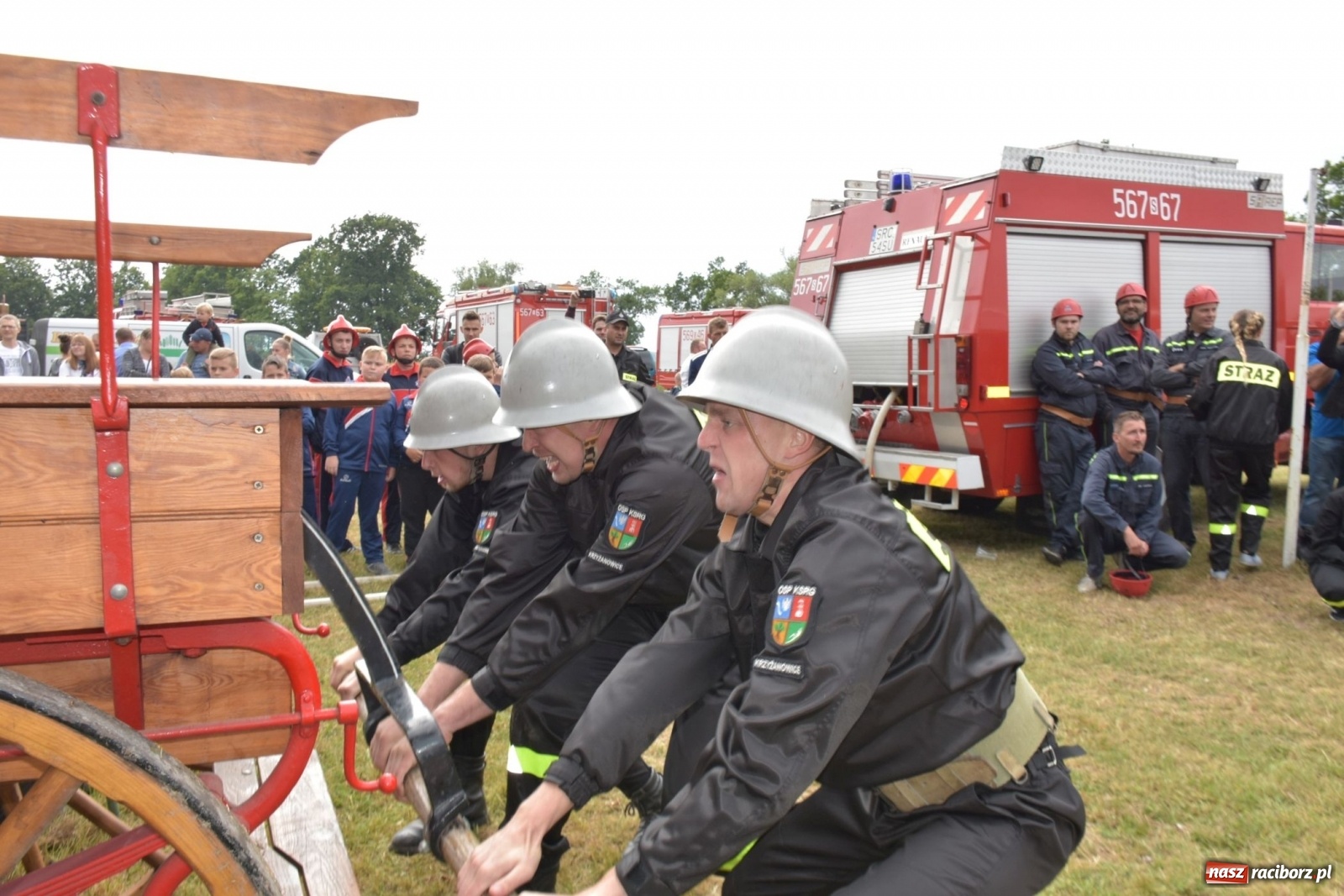 Zdjęcie w galerii na portalu naszraciborz.pl: Bieńkowickie zawody sikawek konnych. Tworków z głównym trofeum [FOTO i WIDEO] wiadomości z regionu