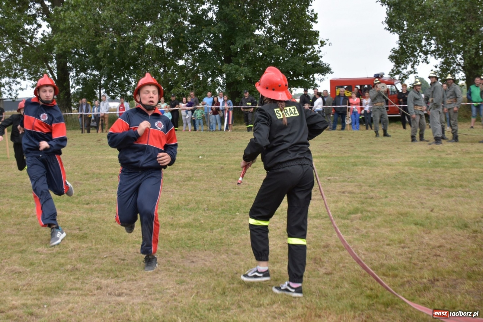 Zdjęcie w galerii na portalu naszraciborz.pl: Bieńkowickie zawody sikawek konnych. Tworków z głównym trofeum [FOTO i WIDEO] wiadomości z regionu