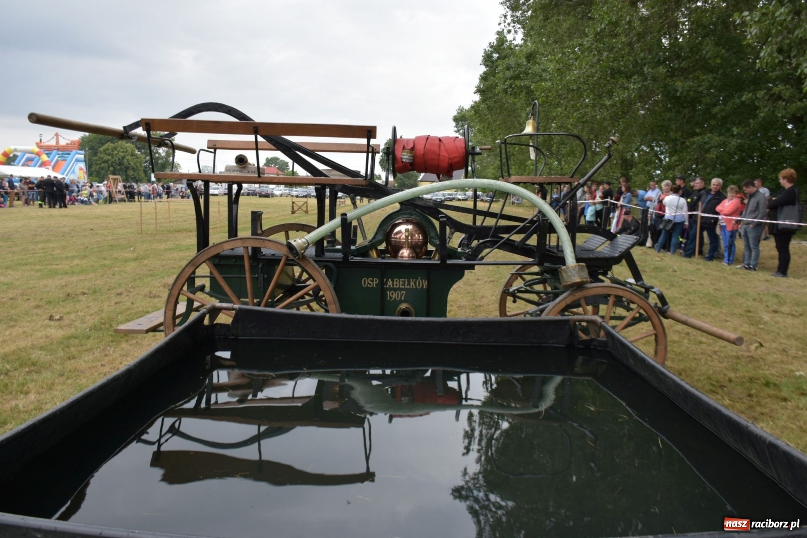 Zdjęcie w galerii na portalu naszraciborz.pl: Bieńkowickie zawody sikawek konnych. Tworków z głównym trofeum [FOTO i WIDEO] wiadomości z regionu