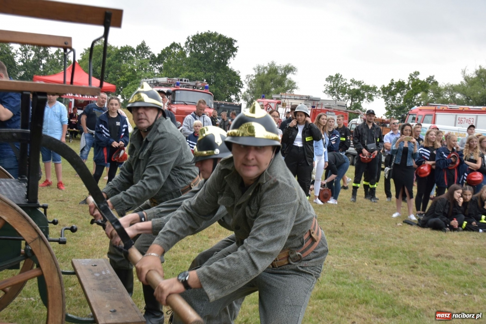 Zdjęcie w galerii na portalu naszraciborz.pl: Bieńkowickie zawody sikawek konnych. Tworków z głównym trofeum [FOTO i WIDEO] wiadomości z regionu