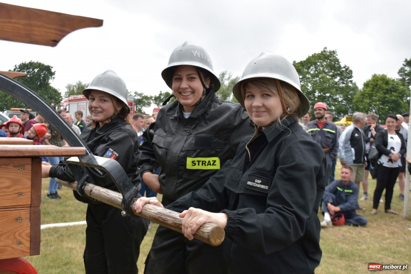 Zdjęcie w galerii na portalu naszraciborz.pl: Bieńkowickie zawody sikawek konnych. Tworków z głównym trofeum [FOTO i WIDEO] wiadomości z regionu