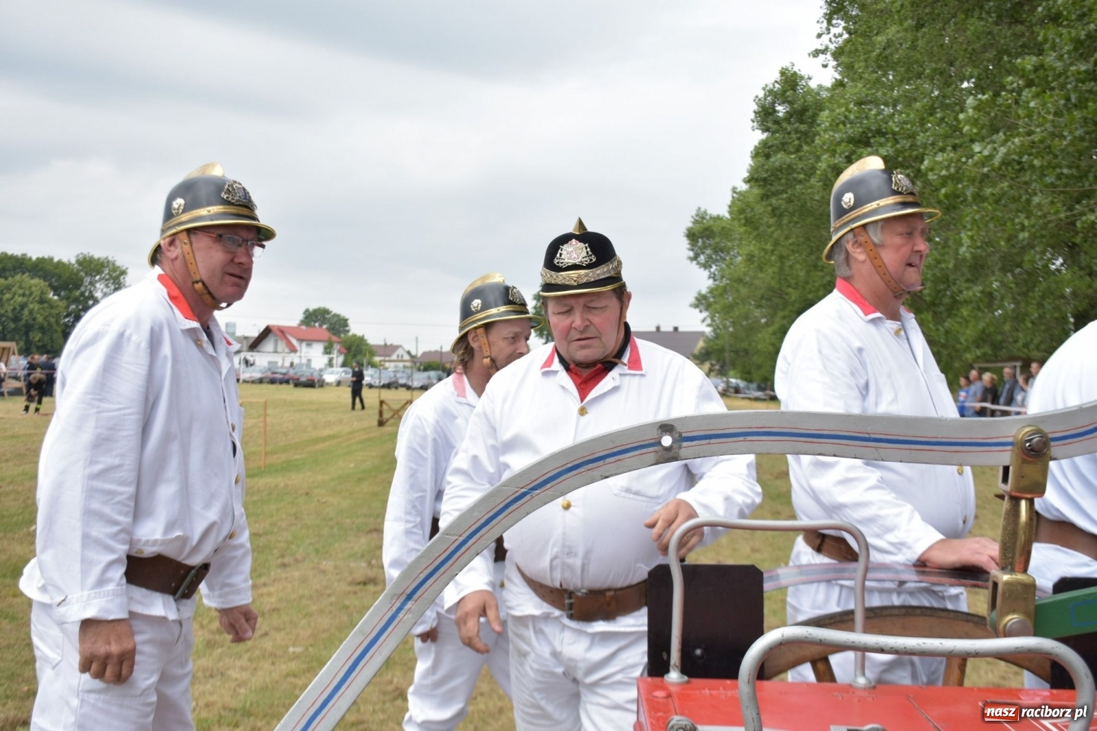 Zdjęcie w galerii na portalu naszraciborz.pl: Bieńkowickie zawody sikawek konnych. Tworków z głównym trofeum [FOTO i WIDEO] wiadomości z regionu