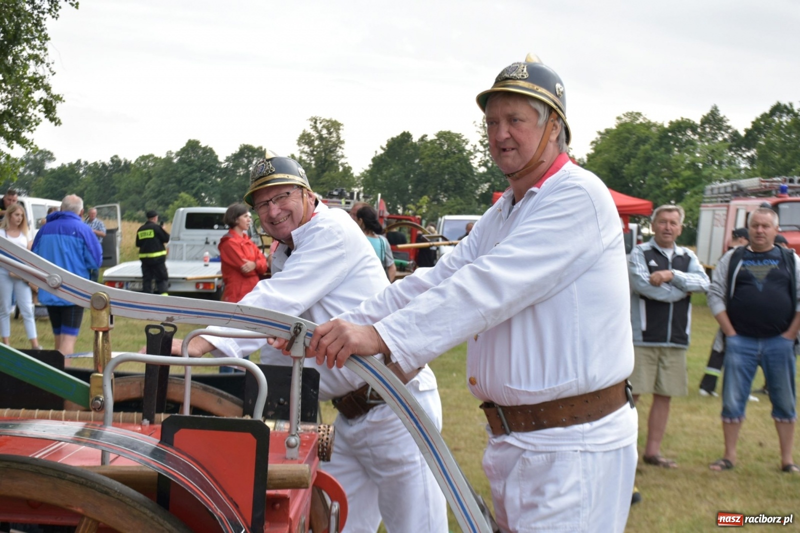 Zdjęcie w galerii na portalu naszraciborz.pl: Bieńkowickie zawody sikawek konnych. Tworków z głównym trofeum [FOTO i WIDEO] wiadomości z regionu