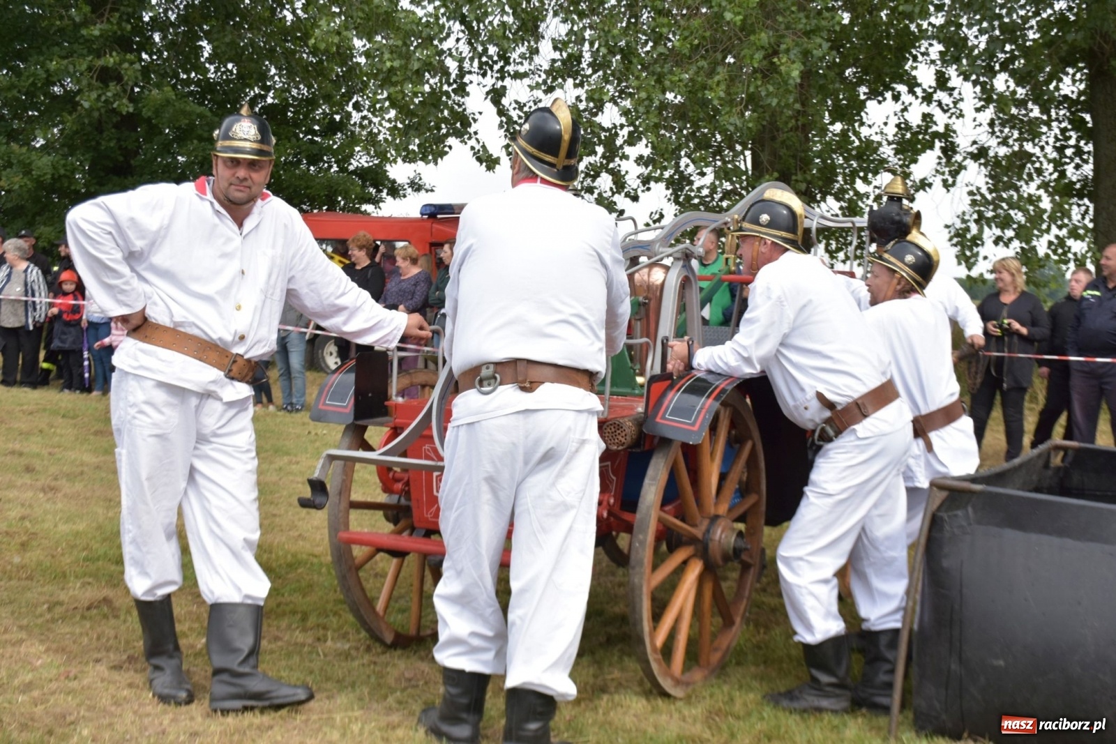 Zdjęcie w galerii na portalu naszraciborz.pl: Bieńkowickie zawody sikawek konnych. Tworków z głównym trofeum [FOTO i WIDEO] wiadomości z regionu