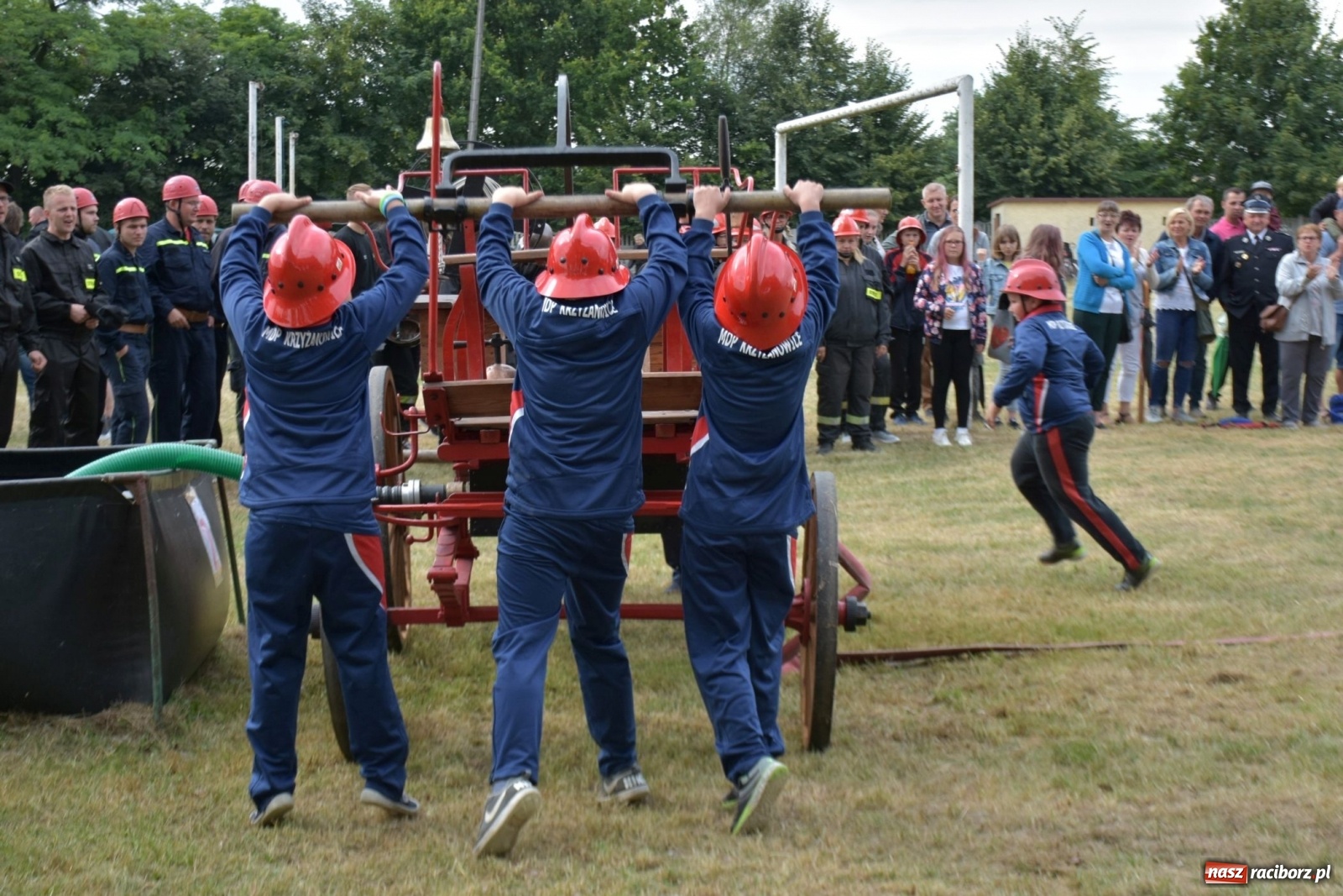 Zdjęcie w galerii na portalu naszraciborz.pl: Bieńkowickie zawody sikawek konnych. Tworków z głównym trofeum [FOTO i WIDEO] wiadomości z regionu