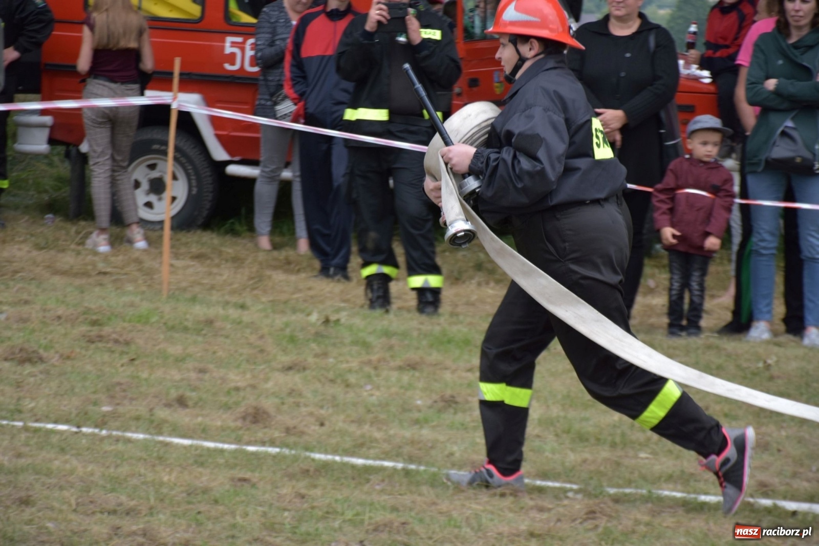 Zdjęcie w galerii na portalu naszraciborz.pl: Bieńkowickie zawody sikawek konnych. Tworków z głównym trofeum [FOTO i WIDEO] wiadomości z regionu