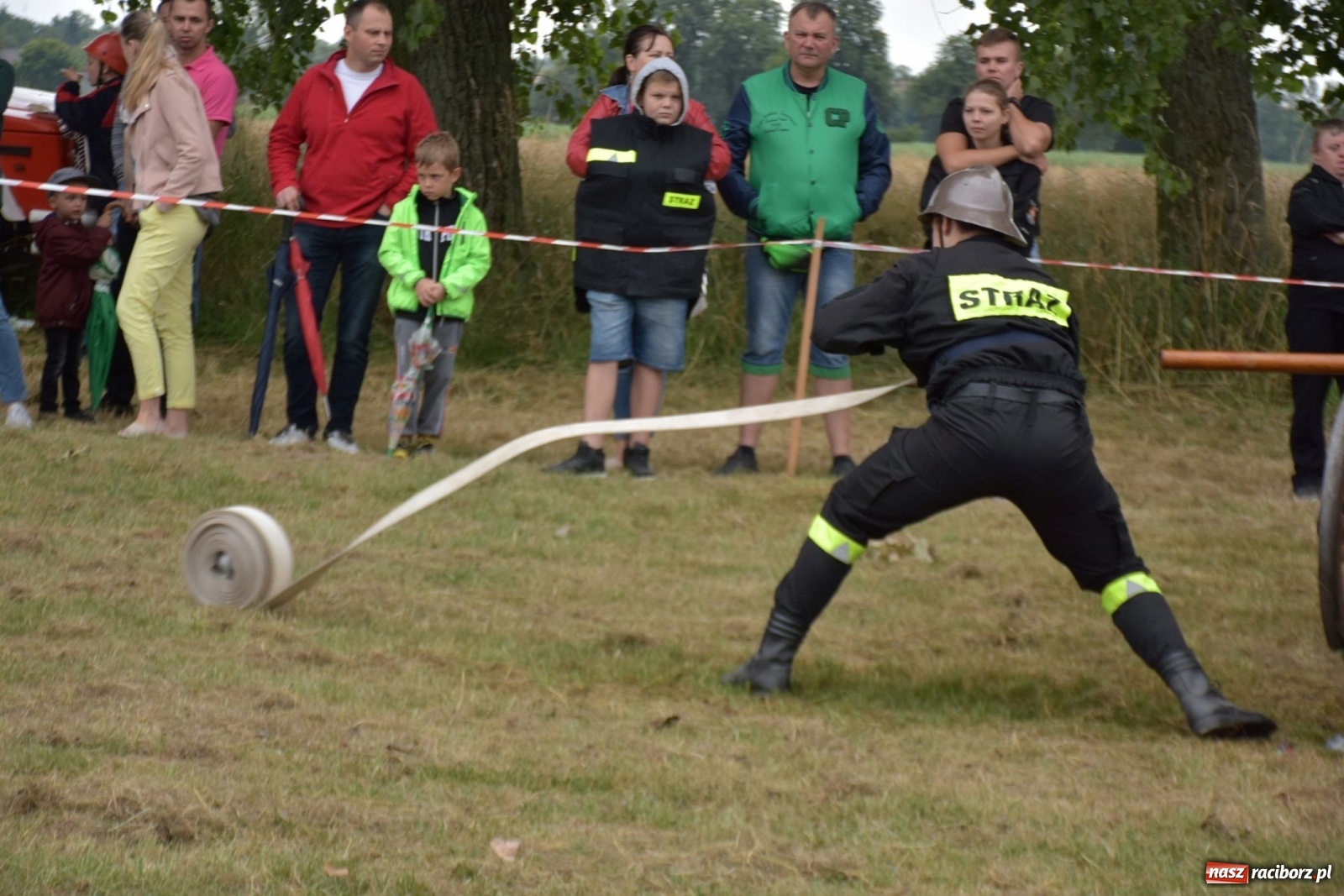 Zdjęcie w galerii na portalu naszraciborz.pl: Bieńkowickie zawody sikawek konnych. Tworków z głównym trofeum [FOTO i WIDEO] wiadomości z regionu