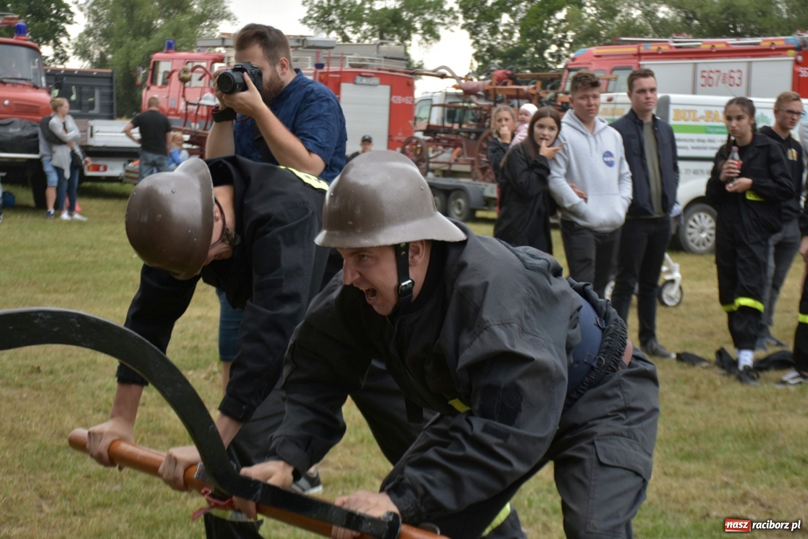 Zdjęcie w galerii na portalu naszraciborz.pl: Bieńkowickie zawody sikawek konnych. Tworków z głównym trofeum [FOTO i WIDEO] wiadomości z regionu