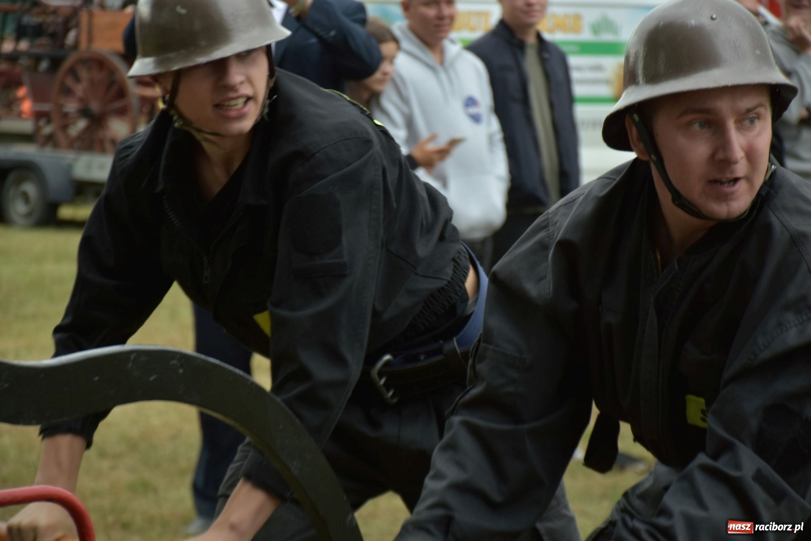 Zdjęcie w galerii na portalu naszraciborz.pl: Bieńkowickie zawody sikawek konnych. Tworków z głównym trofeum [FOTO i WIDEO] wiadomości z regionu