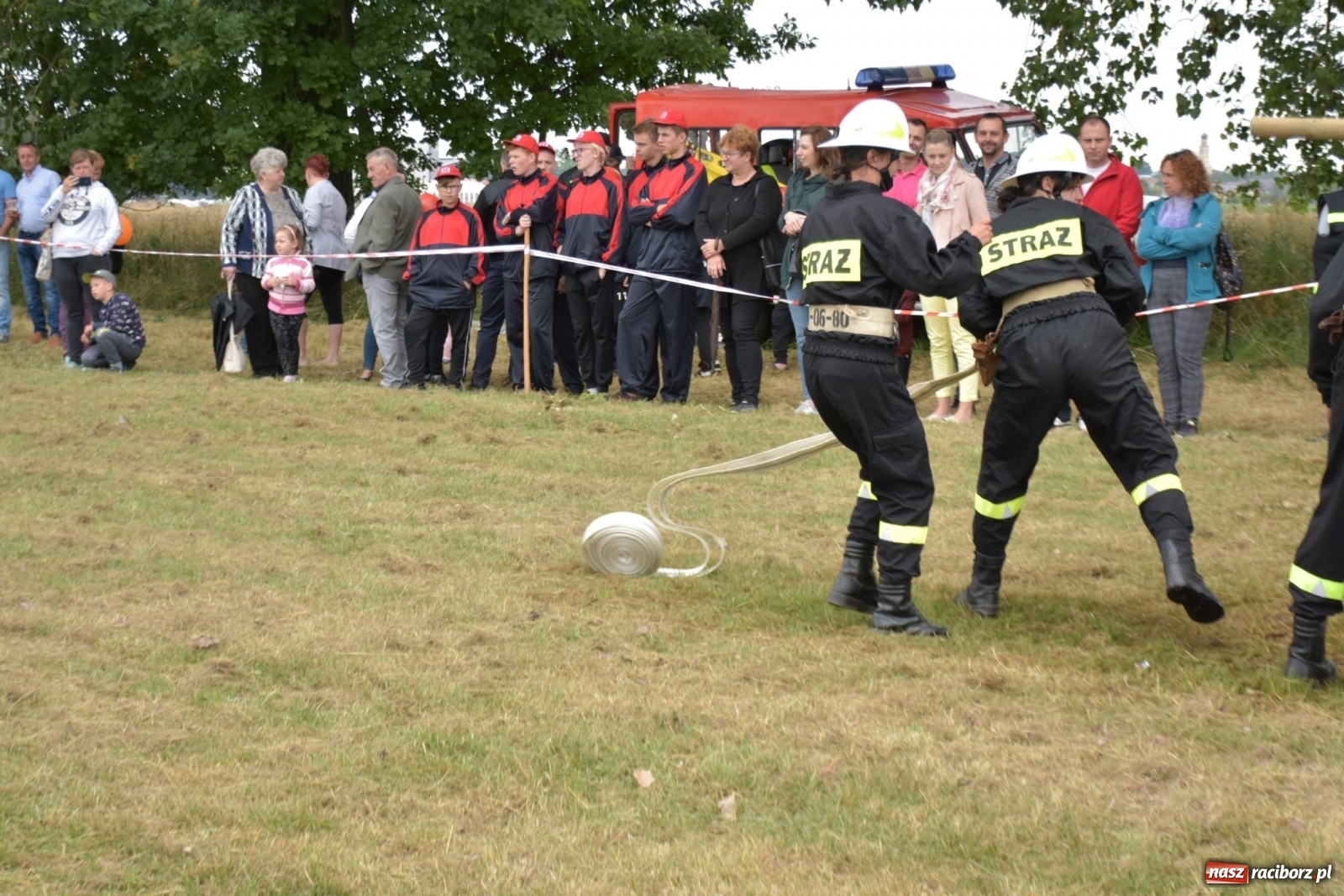 Zdjęcie w galerii na portalu naszraciborz.pl: Bieńkowickie zawody sikawek konnych. Tworków z głównym trofeum [FOTO i WIDEO] wiadomości z regionu
