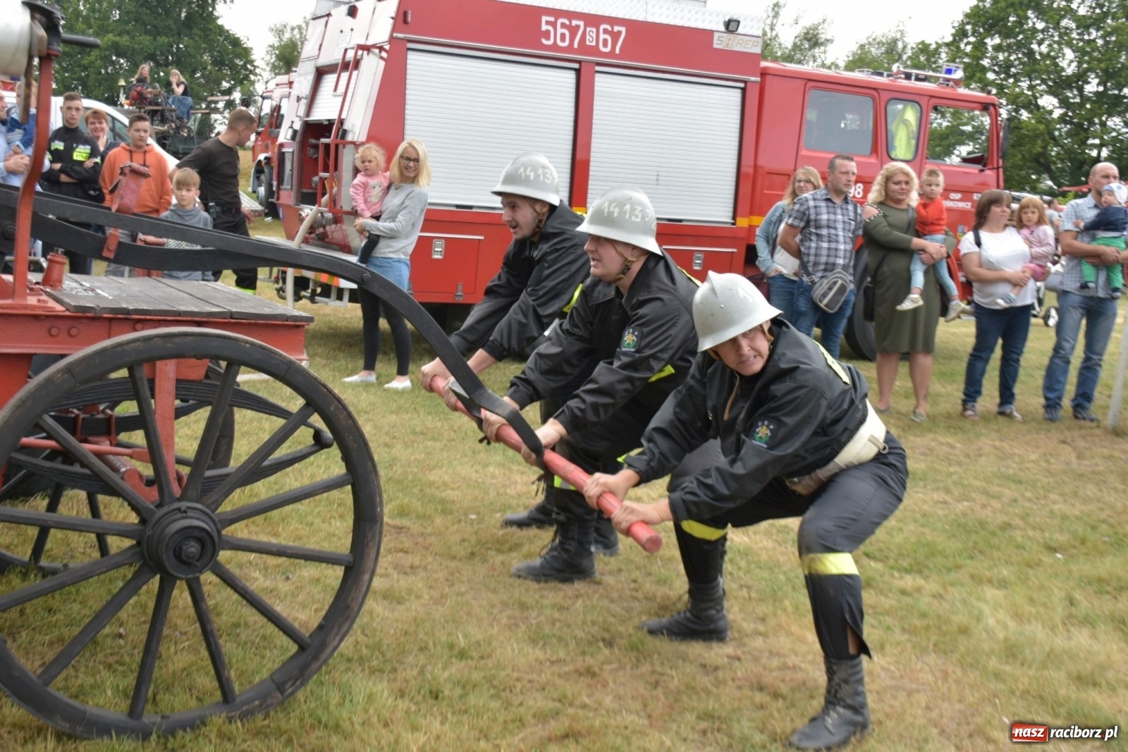 Zdjęcie w galerii na portalu naszraciborz.pl: Bieńkowickie zawody sikawek konnych. Tworków z głównym trofeum [FOTO i WIDEO] wiadomości z regionu