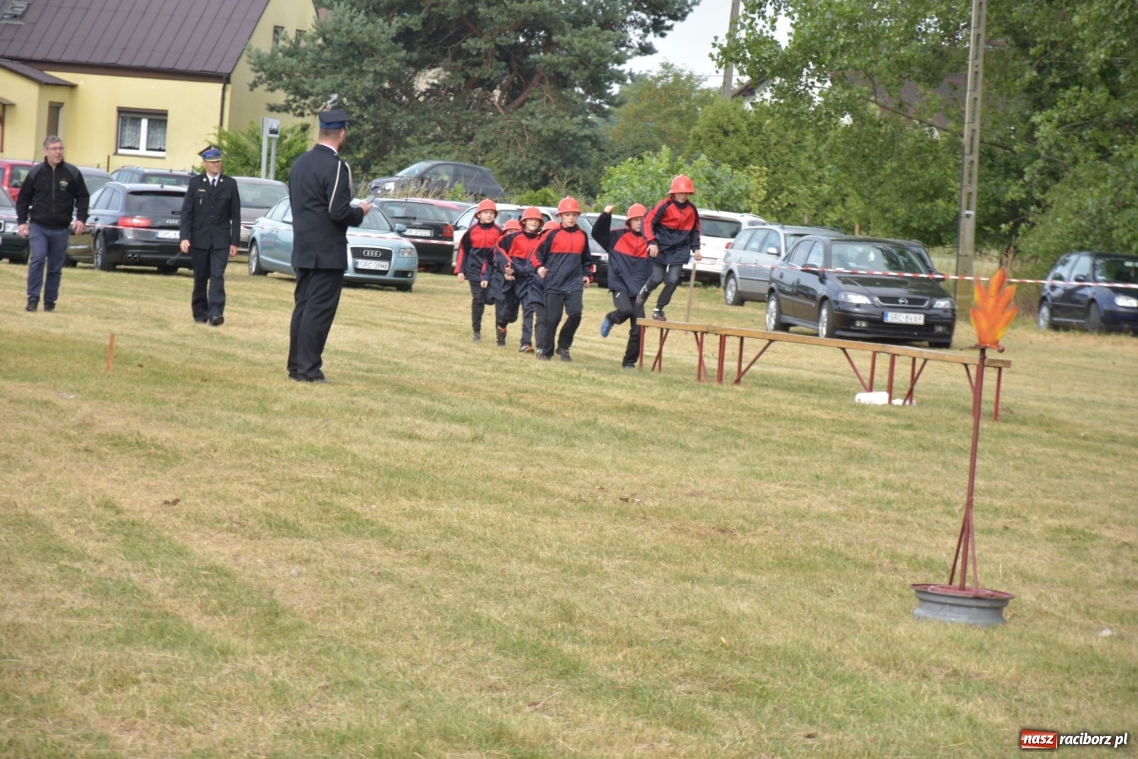 Zdjęcie w galerii na portalu naszraciborz.pl: Bieńkowickie zawody sikawek konnych. Tworków z głównym trofeum [FOTO i WIDEO] wiadomości z regionu