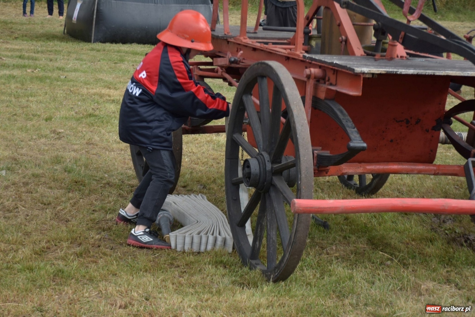 Zdjęcie w galerii na portalu naszraciborz.pl: Bieńkowickie zawody sikawek konnych. Tworków z głównym trofeum [FOTO i WIDEO] wiadomości z regionu