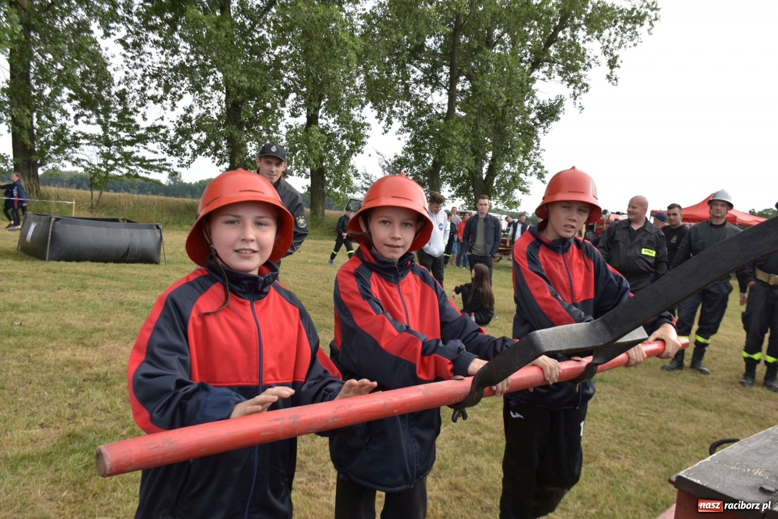 Zdjęcie w galerii na portalu naszraciborz.pl: Bieńkowickie zawody sikawek konnych. Tworków z głównym trofeum [FOTO i WIDEO] wiadomości z regionu