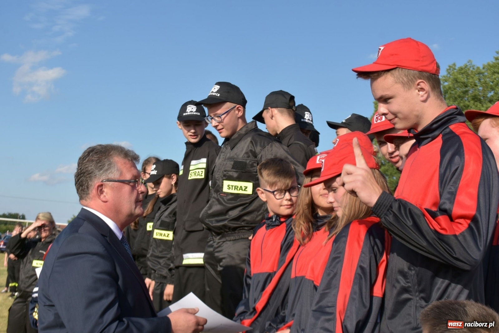Zdjęcie w galerii na portalu naszraciborz.pl: Bieńkowickie zawody sikawek konnych. Tworków z głównym trofeum [FOTO i WIDEO] wiadomości z regionu