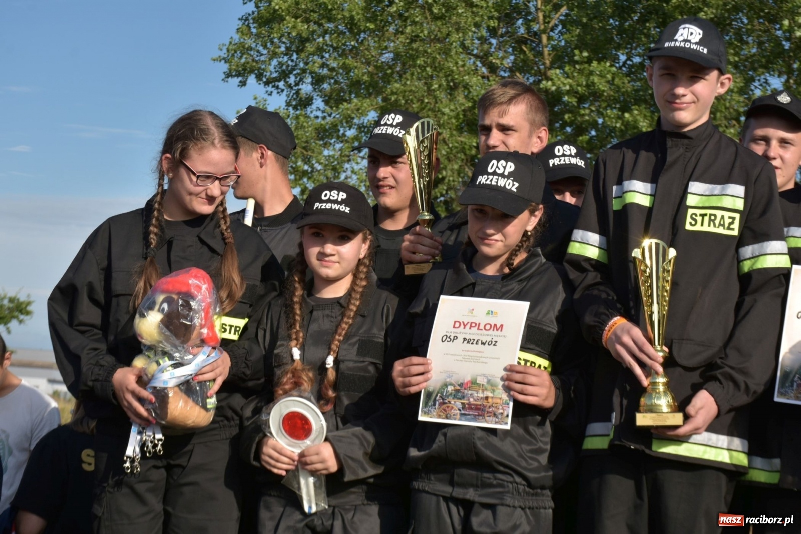 Zdjęcie w galerii na portalu naszraciborz.pl: Bieńkowickie zawody sikawek konnych. Tworków z głównym trofeum [FOTO i WIDEO] wiadomości z regionu