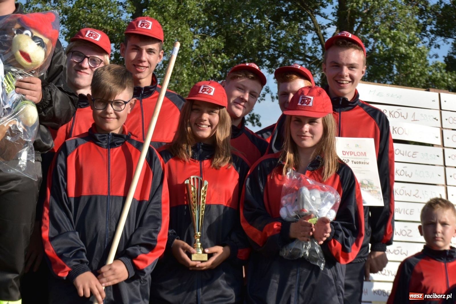 Zdjęcie w galerii na portalu naszraciborz.pl: Bieńkowickie zawody sikawek konnych. Tworków z głównym trofeum [FOTO i WIDEO] wiadomości z regionu