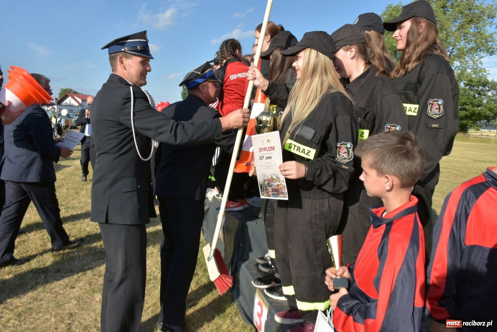 Zdjęcie w galerii na portalu naszraciborz.pl: Bieńkowickie zawody sikawek konnych. Tworków z głównym trofeum [FOTO i WIDEO] wiadomości z regionu