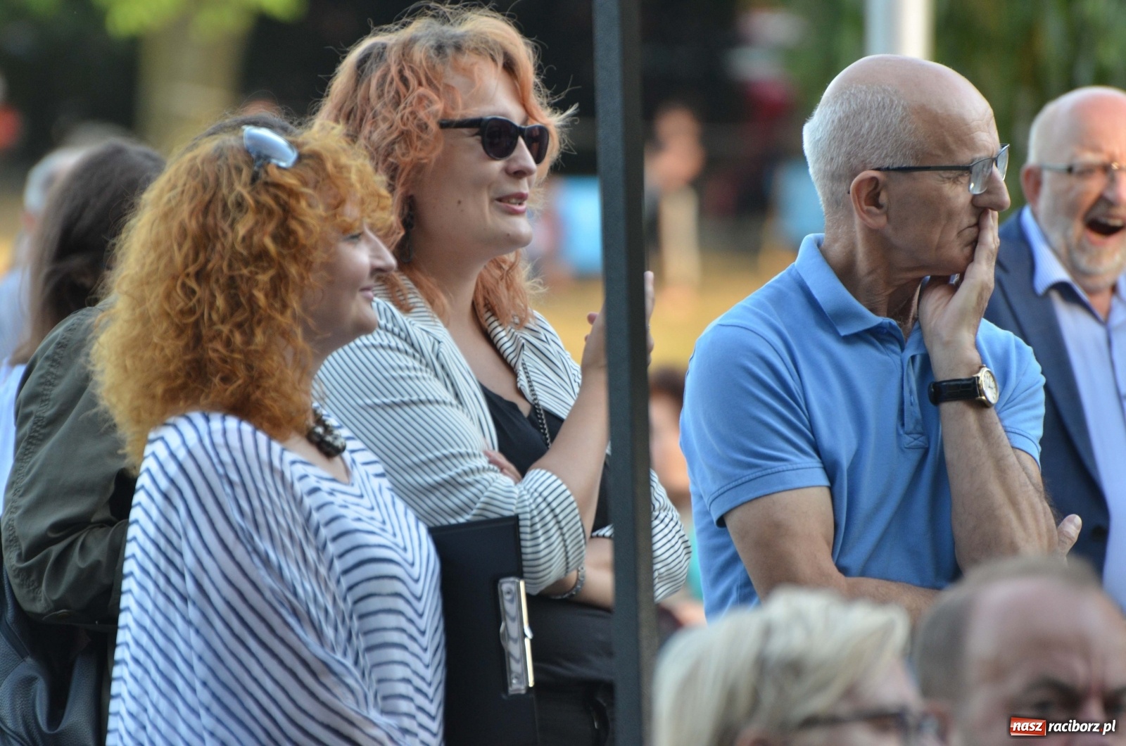 Zdjęcie w galerii na portalu naszraciborz.pl: Grupa Bez Nazwy i Agnieszka Kawulok w parku Roth  wiadomości z regionu