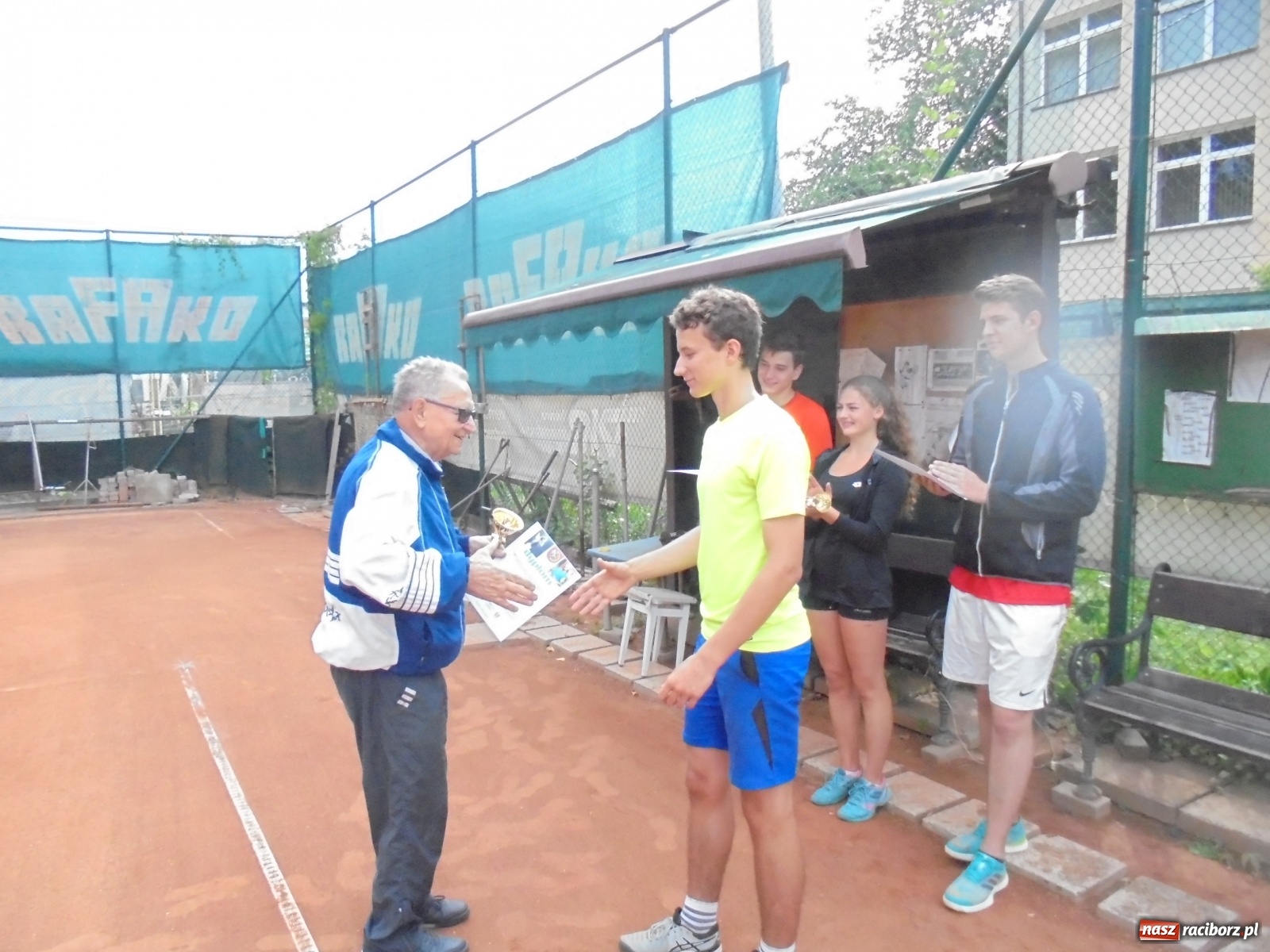 Zdjęcie w galerii na portalu naszraciborz.pl: Tenisiści walczyli o puchar prezesa TKKF Rafako wiadomości z regionu