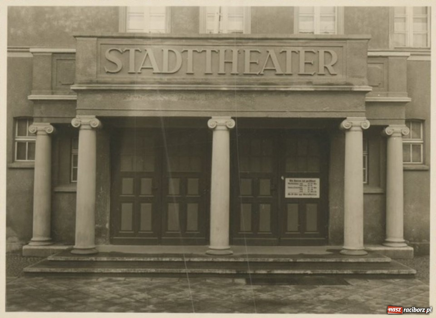 Zdjęcie w galerii na portalu naszraciborz.pl: Zobaczcie wnętrze raciborskiego teatru [FOTO]  wiadomości z regionu