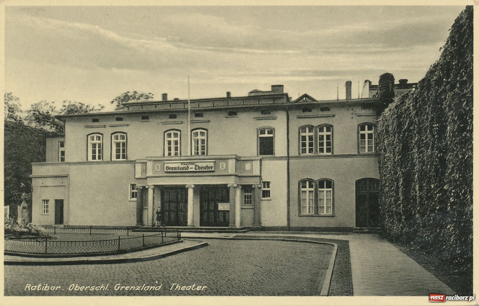 Zdjęcie w galerii na portalu naszraciborz.pl: Zobaczcie wnętrze raciborskiego teatru [FOTO]  wiadomości z regionu