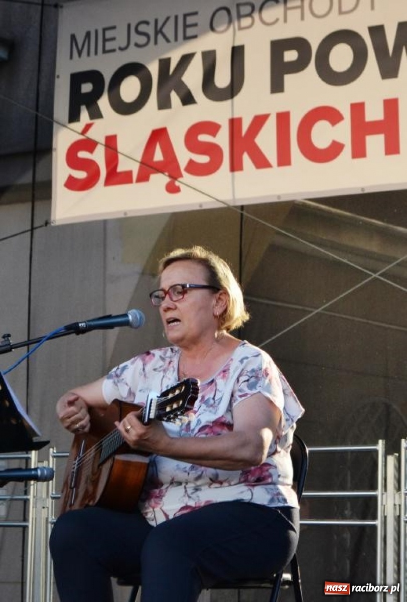 Zdjęcie w galerii na portalu naszraciborz.pl: Artyści RCK na miejskich obchodach Roku Powstań Śląskich [FOTO] wiadomości z regionu