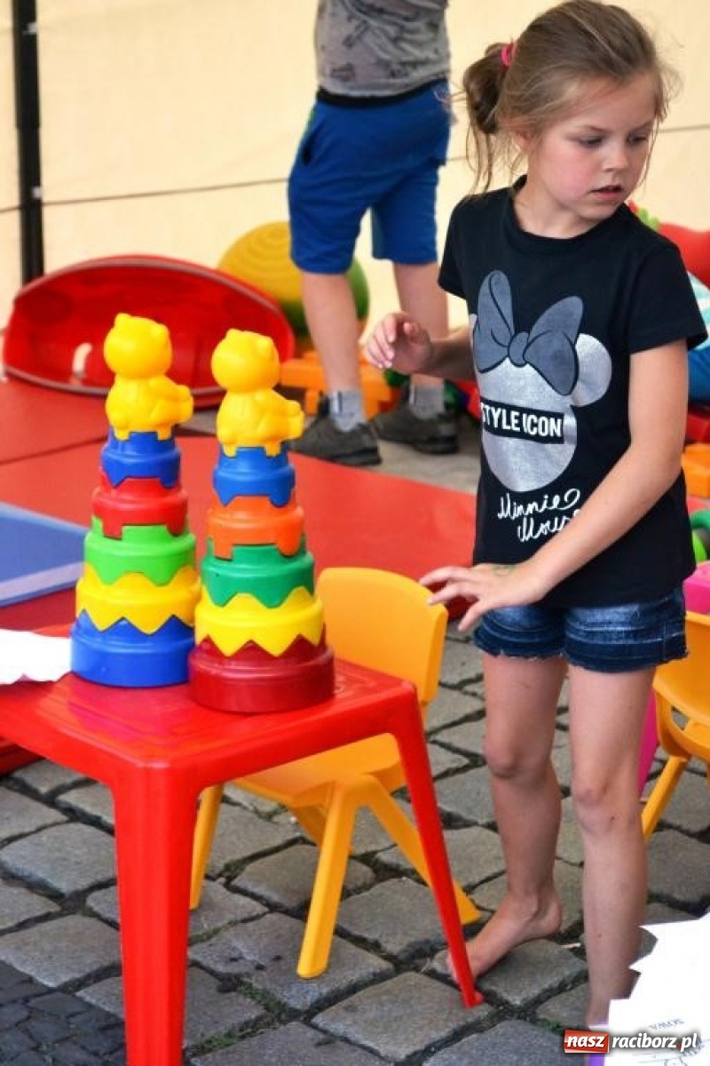 Zdjęcie w galerii na portalu naszraciborz.pl: Artyści RCK na miejskich obchodach Roku Powstań Śląskich [FOTO] wiadomości z regionu