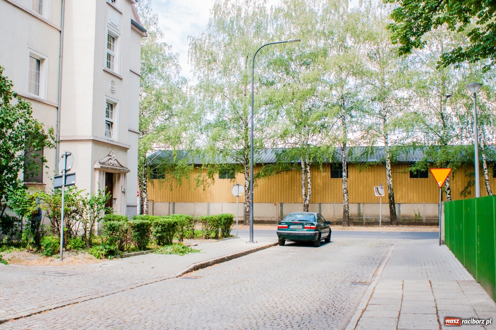 Zdjęcie w galerii na portalu naszraciborz.pl: Latarnie na chybił-trafił. Są ledy, brakuje ładu [FOTO] wiadomości z regionu