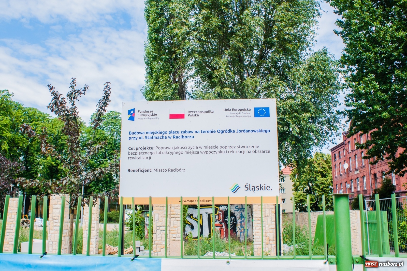 Zdjęcie w galerii na portalu naszraciborz.pl: Park Jordanowski zmienia swoje oblicze [FOTO]  wiadomości z regionu