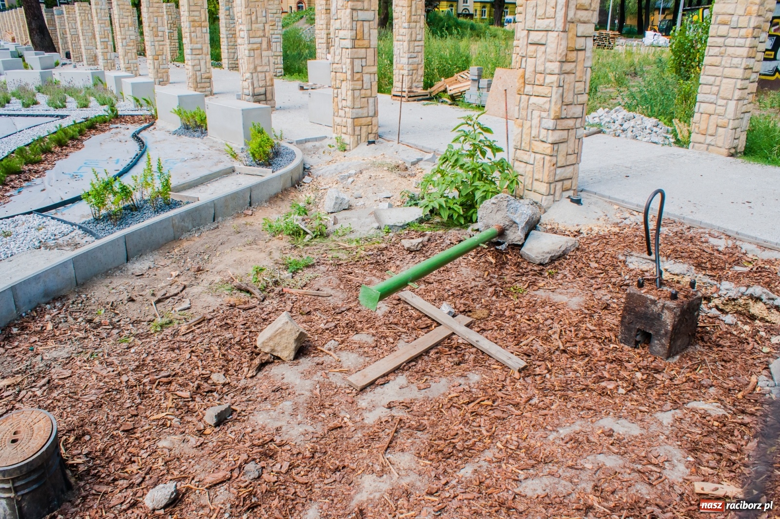 Zdjęcie w galerii na portalu naszraciborz.pl: Park Jordanowski zmienia swoje oblicze [FOTO]  wiadomości z regionu