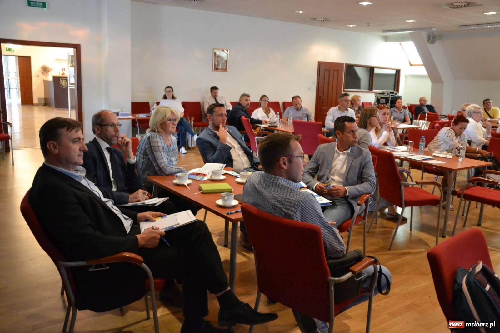 Zdjęcie w galerii na portalu naszraciborz.pl: Na zamku o marszałkowskim budżecie obywatelskim wiadomości z regionu