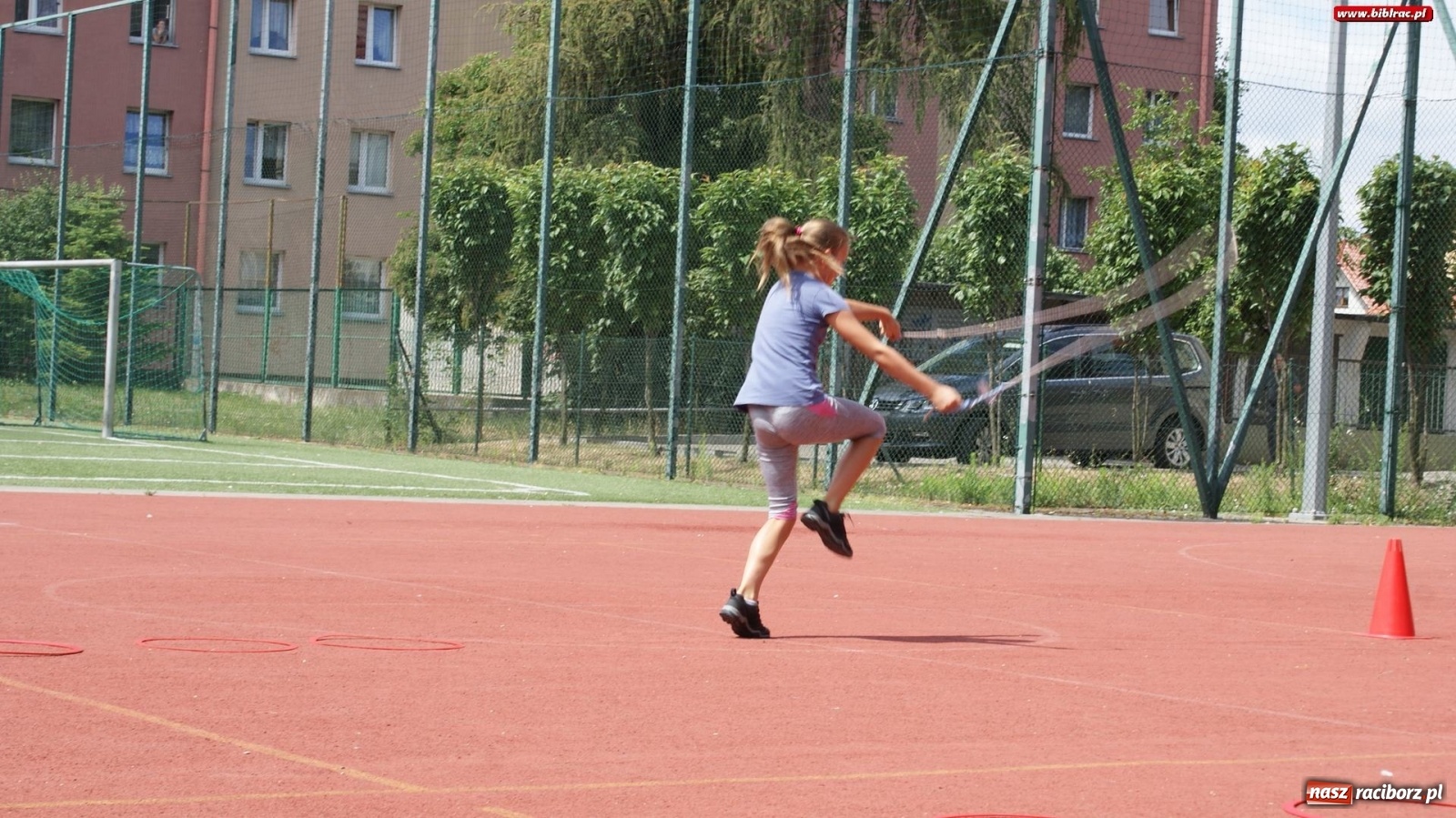 Zdjęcie w galerii na portalu naszraciborz.pl: Młodzi czytelnicy w podróży do Nibylandii [FOTO] wiadomości z regionu