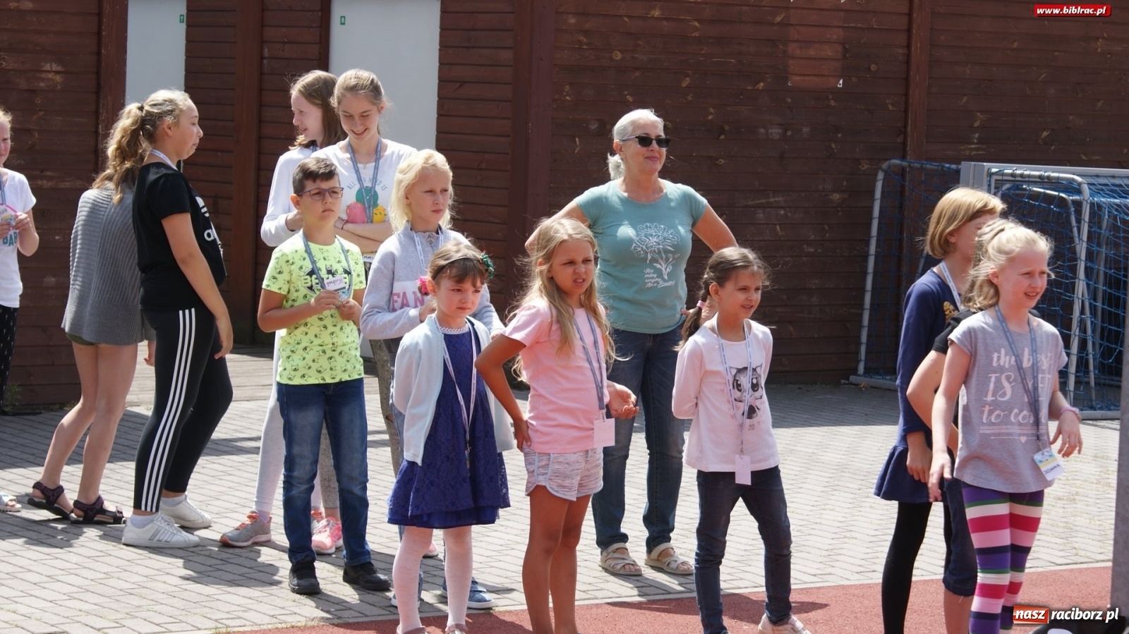 Zdjęcie w galerii na portalu naszraciborz.pl: Młodzi czytelnicy w podróży do Nibylandii [FOTO] wiadomości z regionu