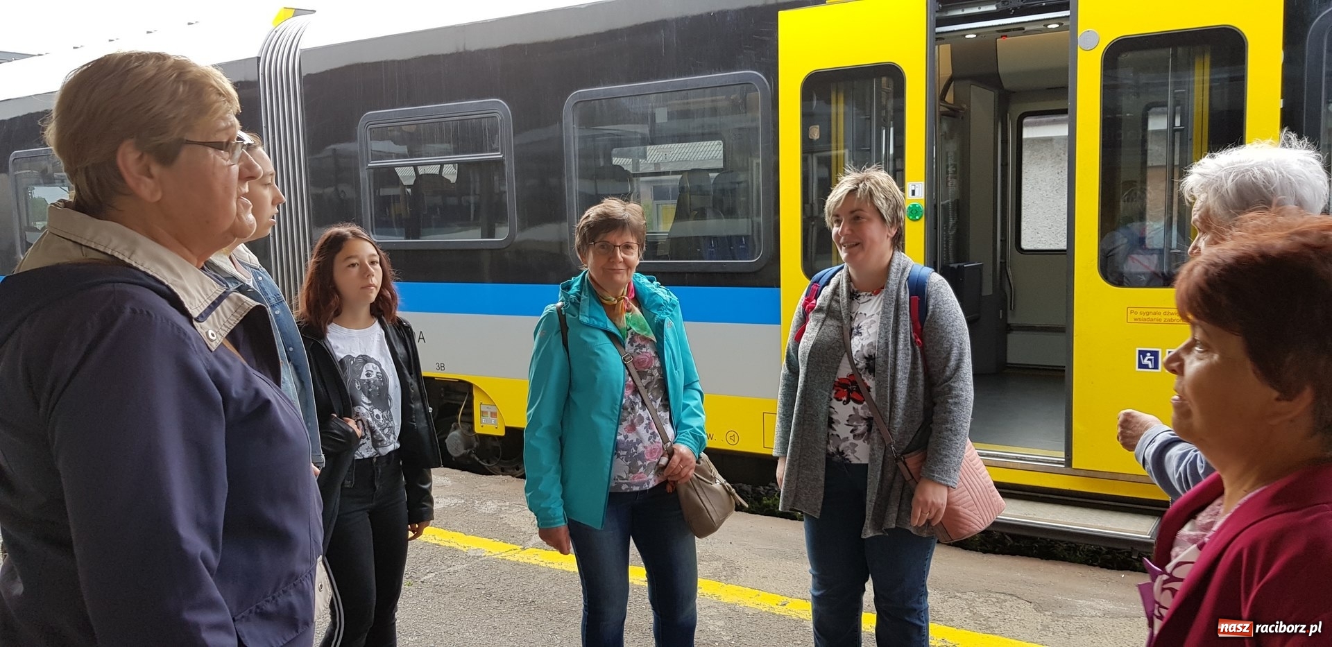 Zdjęcie w galerii na portalu naszraciborz.pl: Przyjaciele biblioteki z Ostroga z wizytą we Wrocławiu wiadomości z regionu