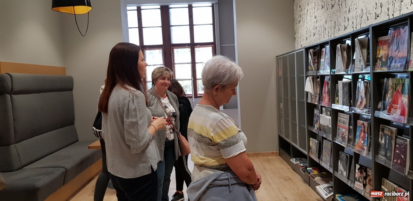 Zdjęcie w galerii na portalu naszraciborz.pl: Przyjaciele biblioteki z Ostroga z wizytą we Wrocławiu wiadomości z regionu