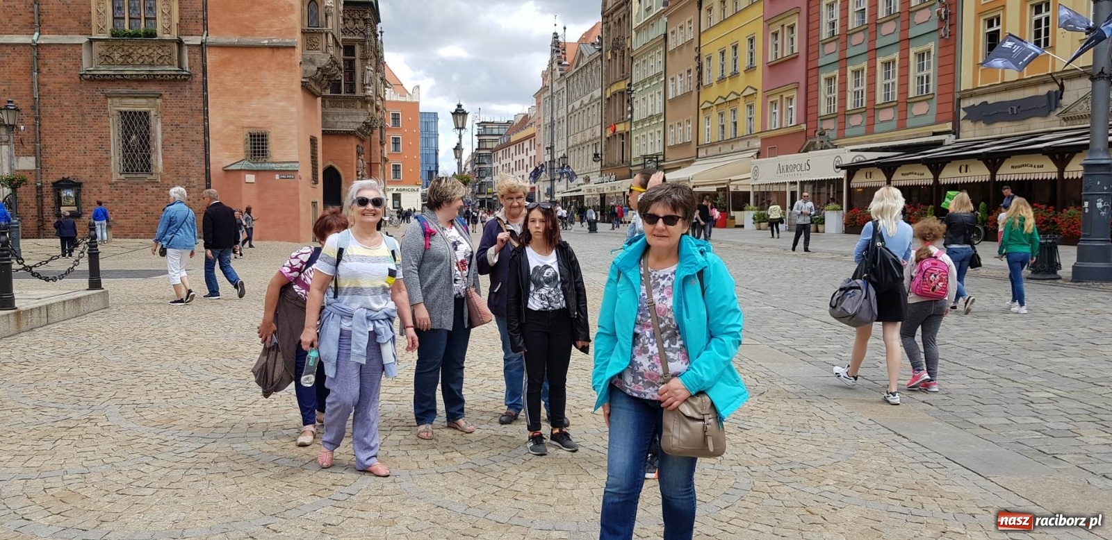 Zdjęcie w galerii na portalu naszraciborz.pl: Przyjaciele biblioteki z Ostroga z wizytą we Wrocławiu wiadomości z regionu