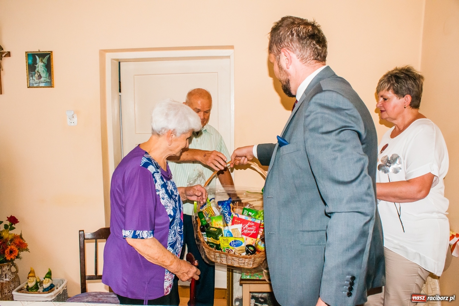 Zdjęcie w galerii na portalu naszraciborz.pl: Tak chciała opatrzność. Diamentowe gody Państwa Nieborowskich z Krzanowic wiadomości z regionu