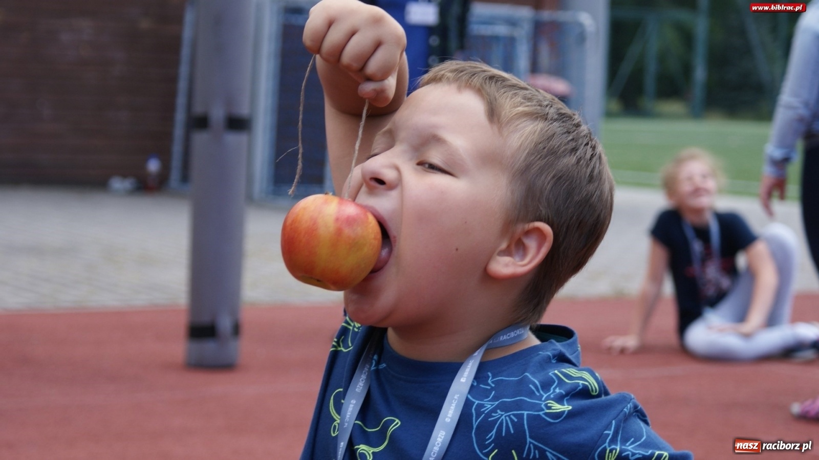 Zdjęcie w galerii na portalu naszraciborz.pl: W poszukiwaniu drogi do Narnii, czyli Lato z biblioteką w pełni wiadomości z regionu