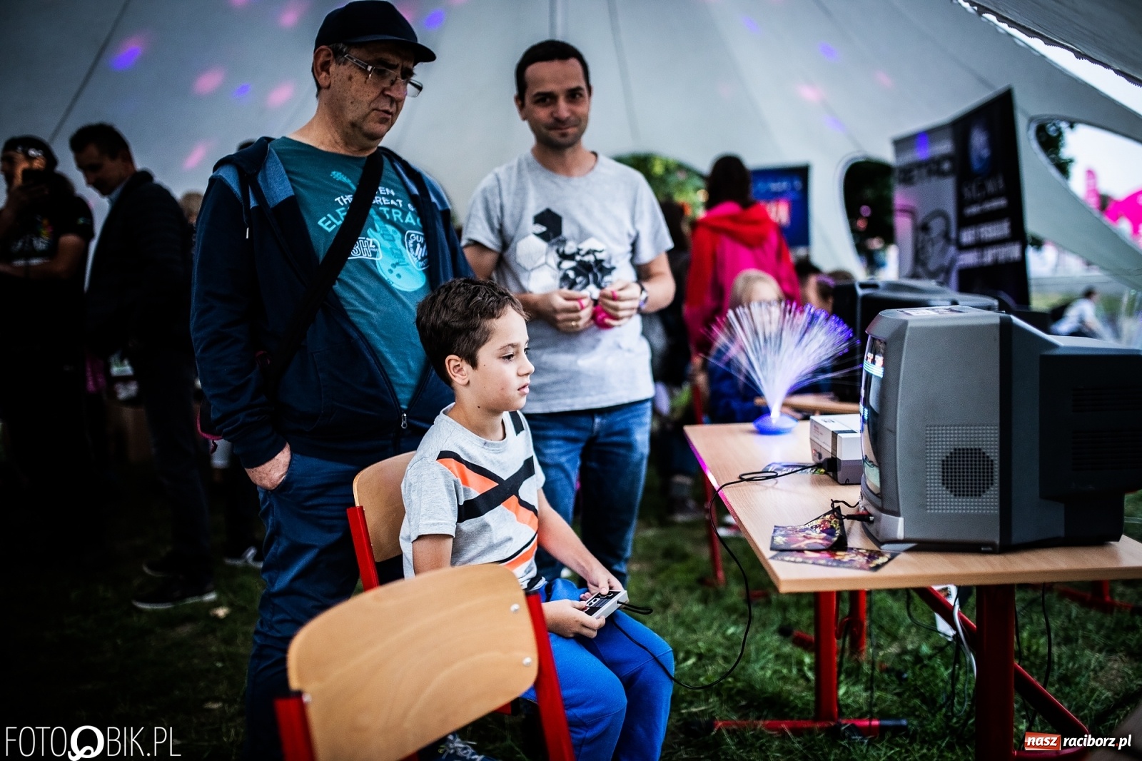 Zdjęcie w galerii na portalu naszraciborz.pl: Magia dźwięków i świateł. INTRO Festival 2019 wiadomości z regionu