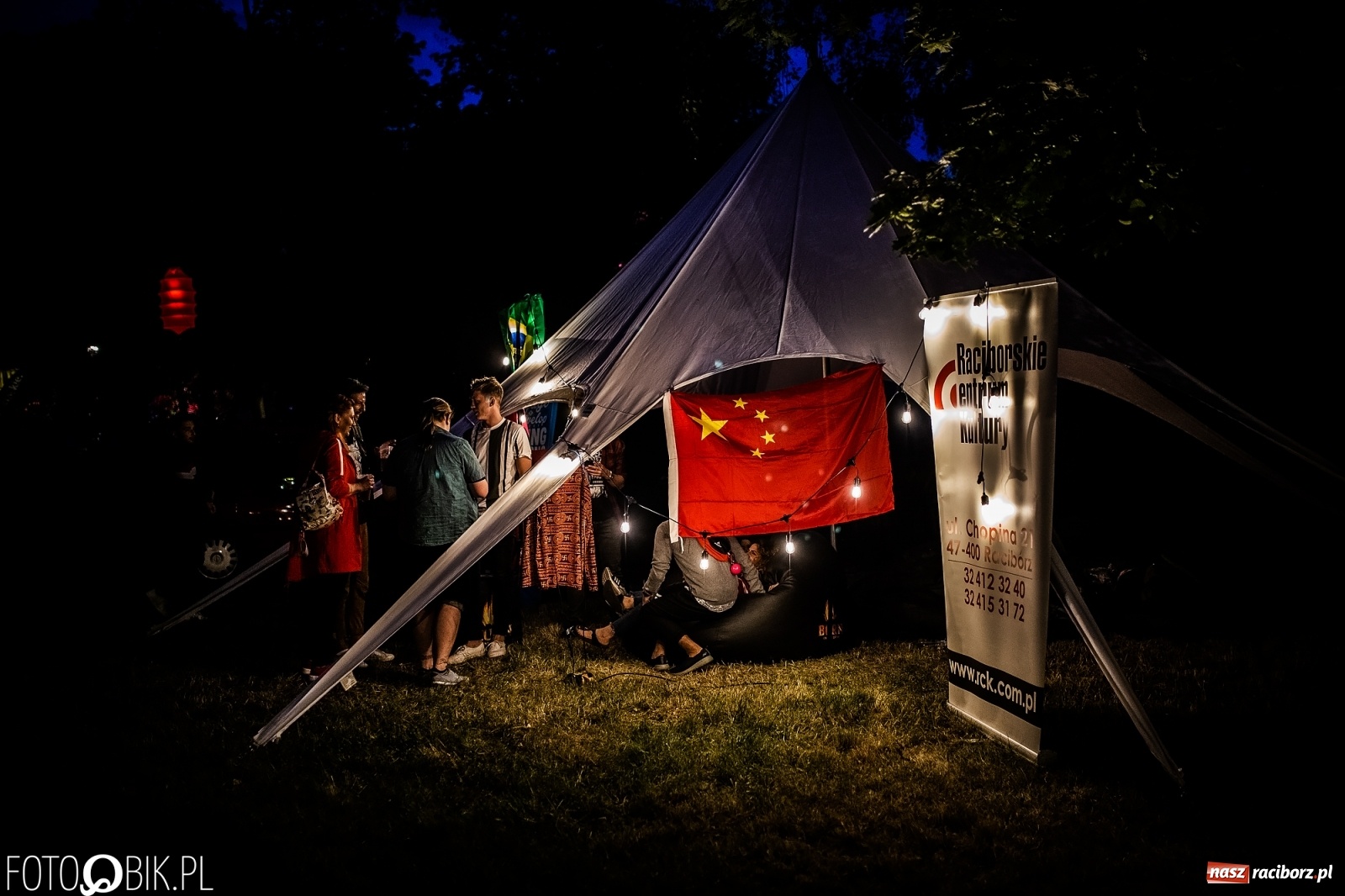 Zdjęcie w galerii na portalu naszraciborz.pl: Magia dźwięków i świateł. INTRO Festival 2019 wiadomości z regionu