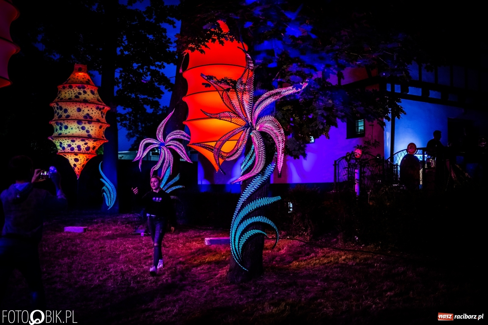 Zdjęcie w galerii na portalu naszraciborz.pl: Magia dźwięków i świateł. INTRO Festival 2019 wiadomości z regionu