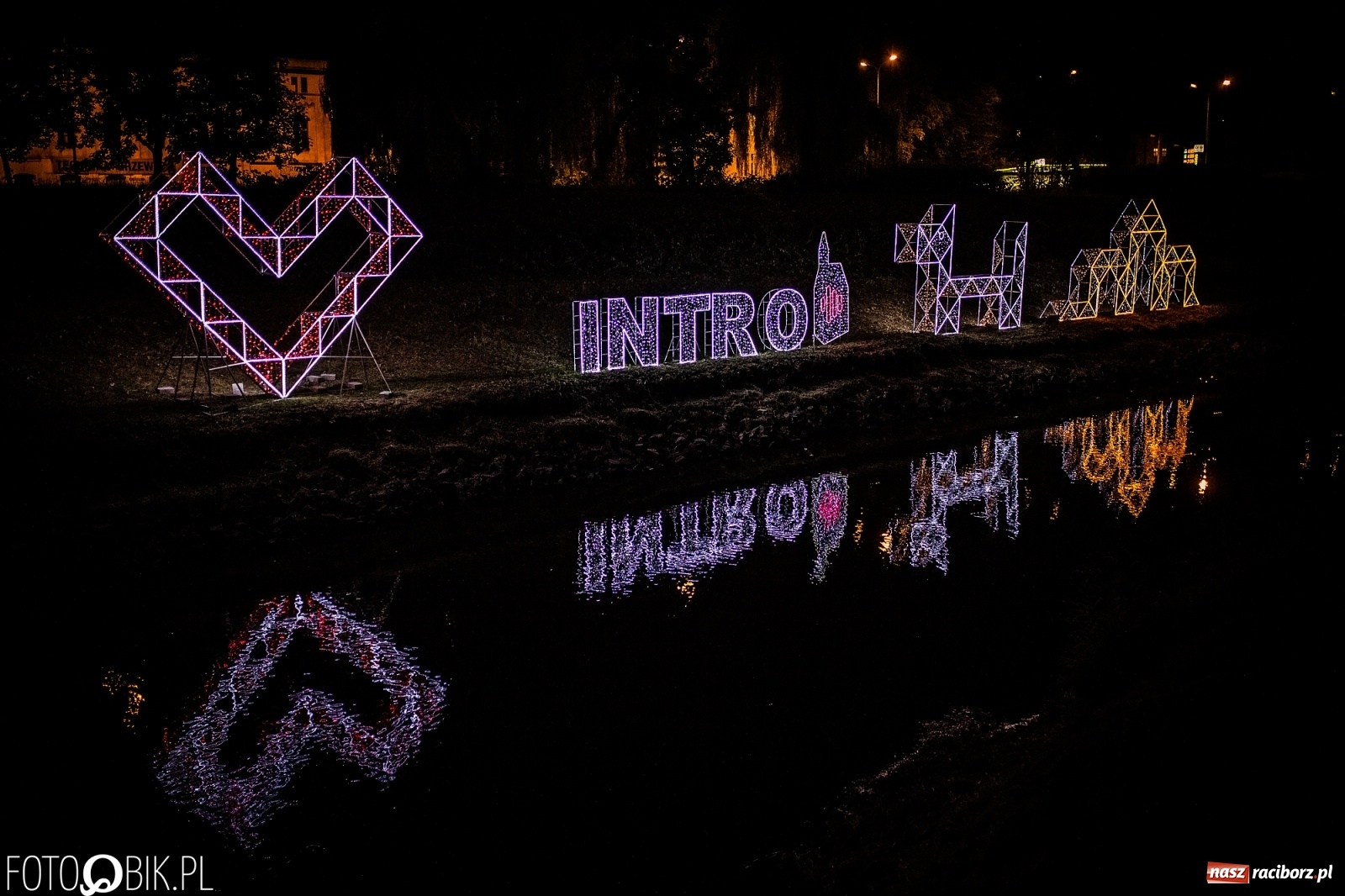 Zdjęcie w galerii na portalu naszraciborz.pl: Magia dźwięków i świateł. INTRO Festival 2019 wiadomości z regionu