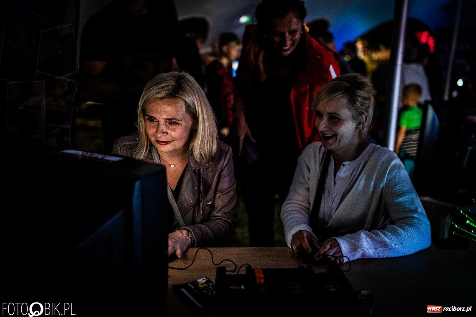 Zdjęcie w galerii na portalu naszraciborz.pl: Magia dźwięków i świateł. INTRO Festival 2019 wiadomości z regionu