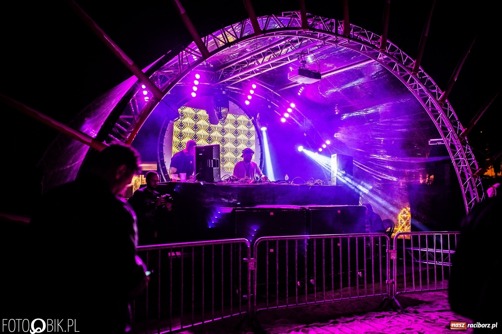 Zdjęcie w galerii na portalu naszraciborz.pl: Magia dźwięków i świateł. INTRO Festival 2019 wiadomości z regionu